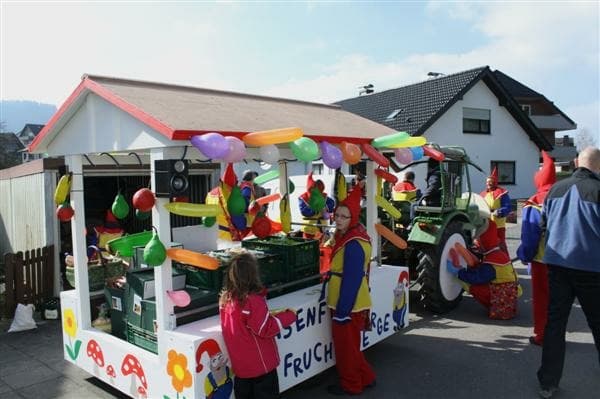 0004 Karnevalszug 2011 004