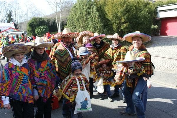 0013 Karnevalszug 2011 013