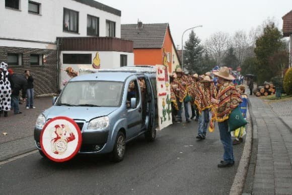 0003 Karnevalszug 2009 003