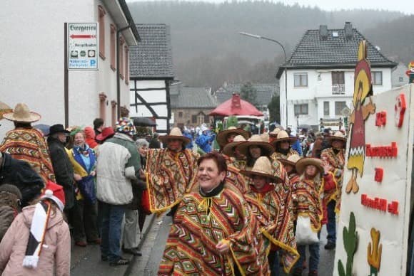 0004 Karnevalszug 2009 004