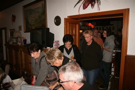 0015 Kartenverkauf 2010 015