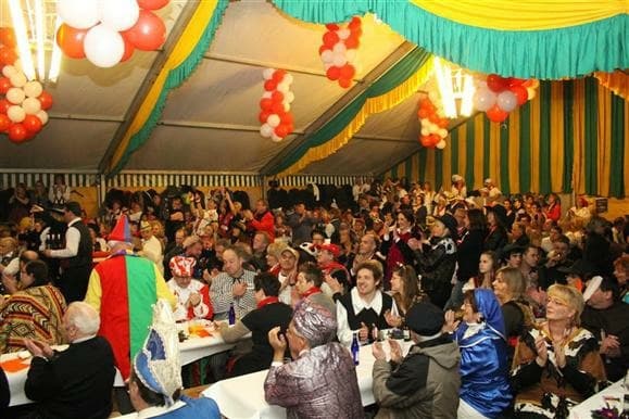 0015 Sitzung 2011 015